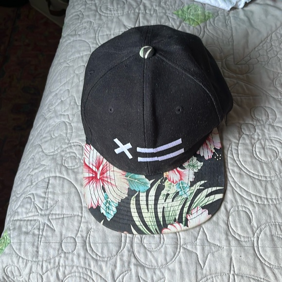 Tomboy X black tropical floral cap hat one size - Picture 1 of 5